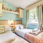 Holiday home Serendipity *